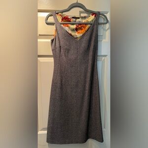 Elie Tahari Gray/Brown Sheath Midi Dress with V-Neck